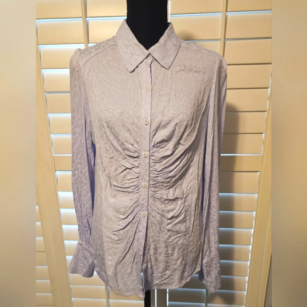 Free People Button Up Leopard Lilac Purple Print Dress Shirt sz M